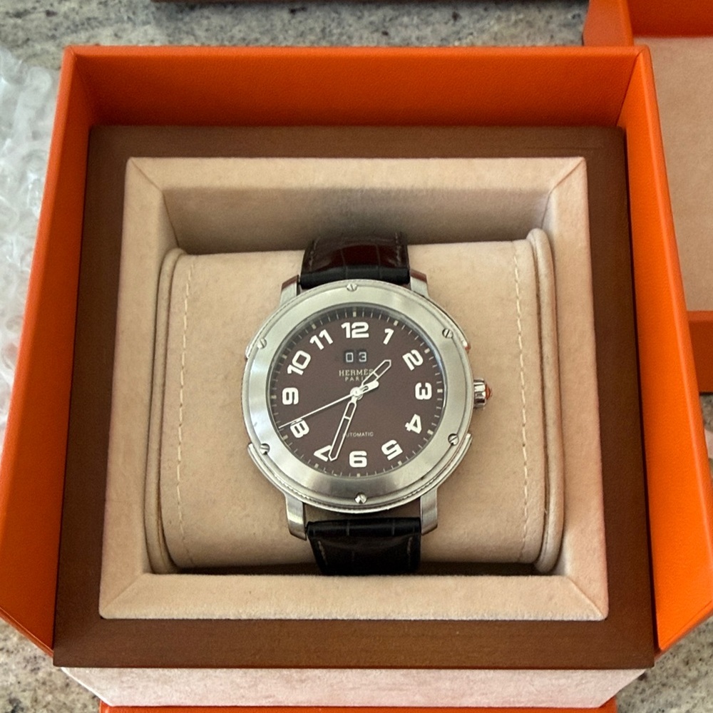 Hermes Clipper H1 Big Date Silver Automatic Watch 43mm - Picture 6 of 7